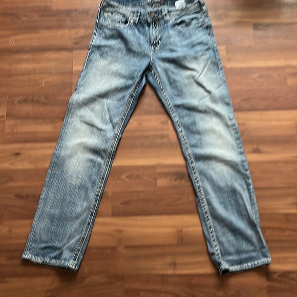 Light wash Jeans By Silver Size 34/34 (See measurements) - Picture 3 of 8